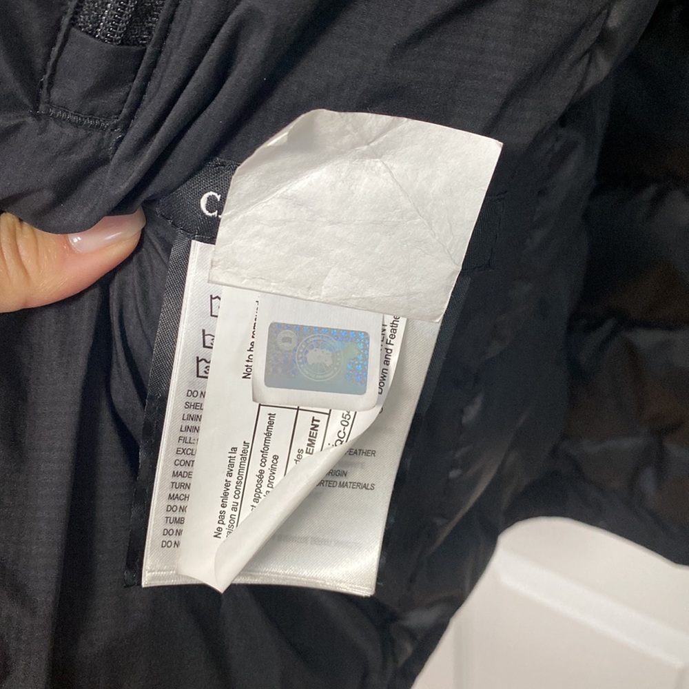 Women Canada Goose Jacket - Picture 11 of 16